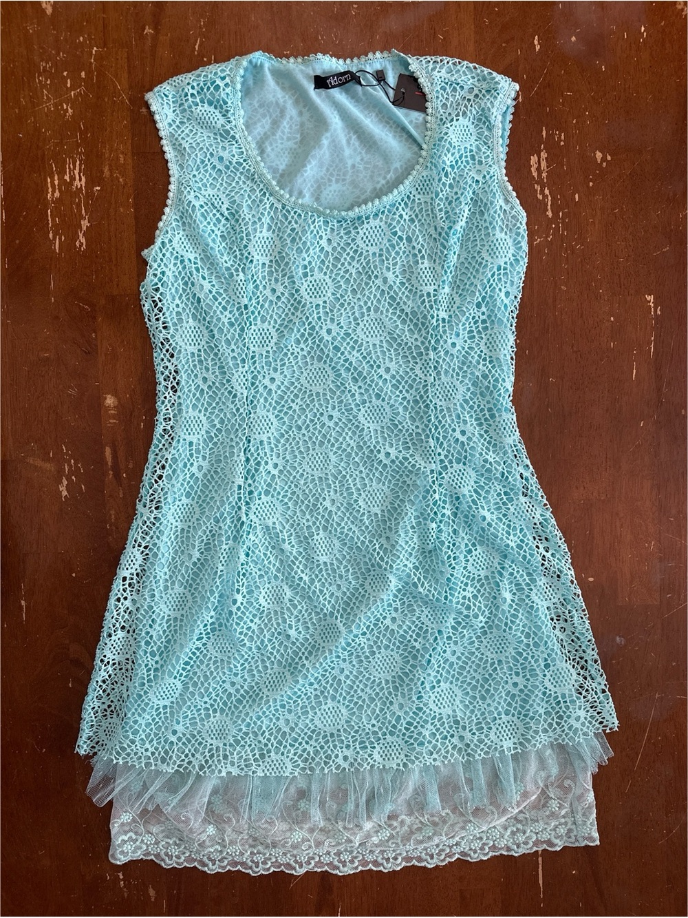 Adorn Fashion NWT Lace Dress in Cool Mint Size Medium
